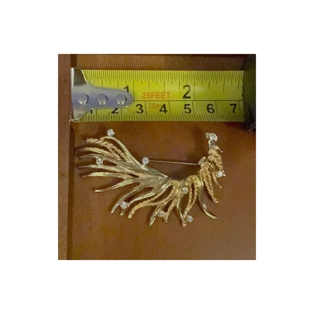 Vintage Unique Gold Tone Plume Spray Brooch Pin Mid Century Costume Jewelry